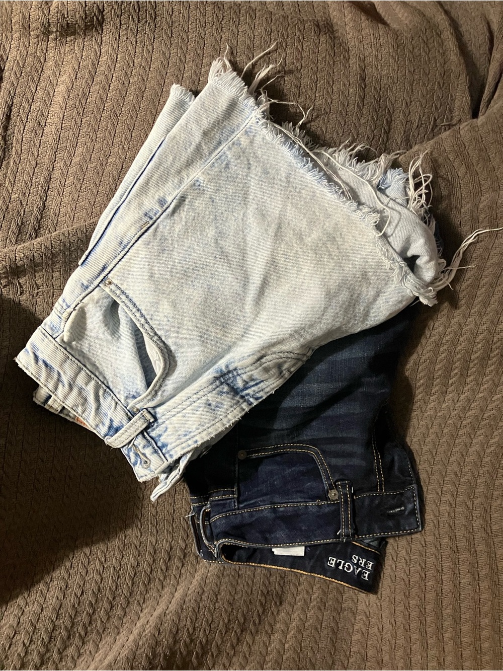 Zara Light Wash & Dark Blue American Eagle cut off Jean shorts - Set of 2